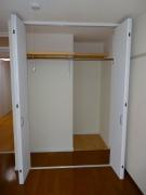 写真は同タイプ・別部屋のお写真です。